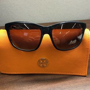 Tory Burch Sunglasses with case